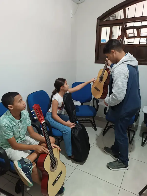 Aula de Música e Violão